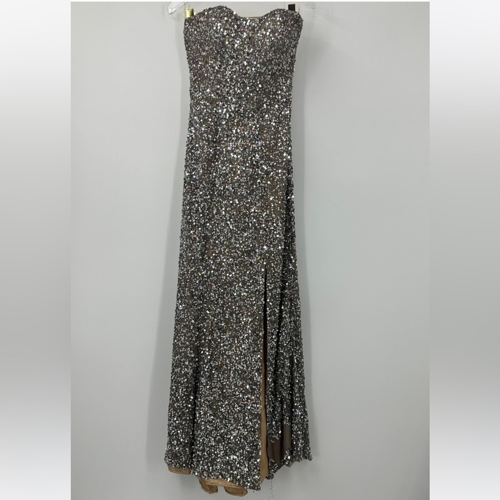 BG Haute 100% Silk Silver Sequined Gown Dress Strapless Slit Womens 2 FLAW